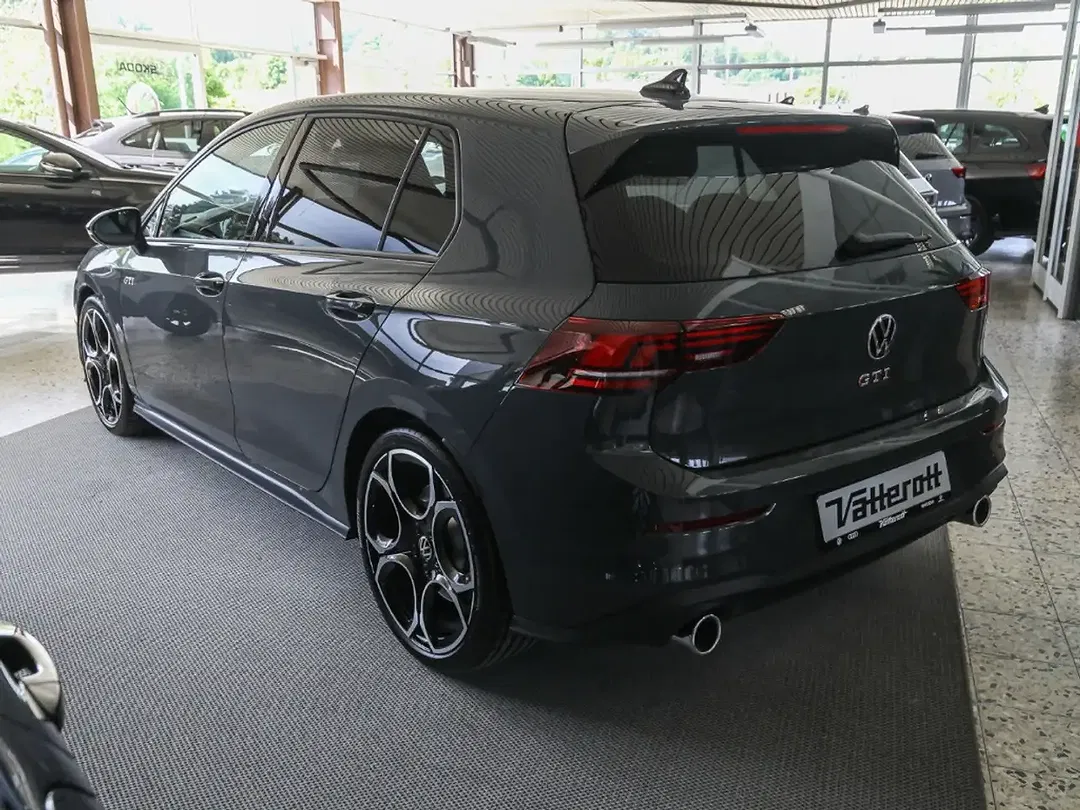 Volkswagen Golf GTI - Thumbnail 5