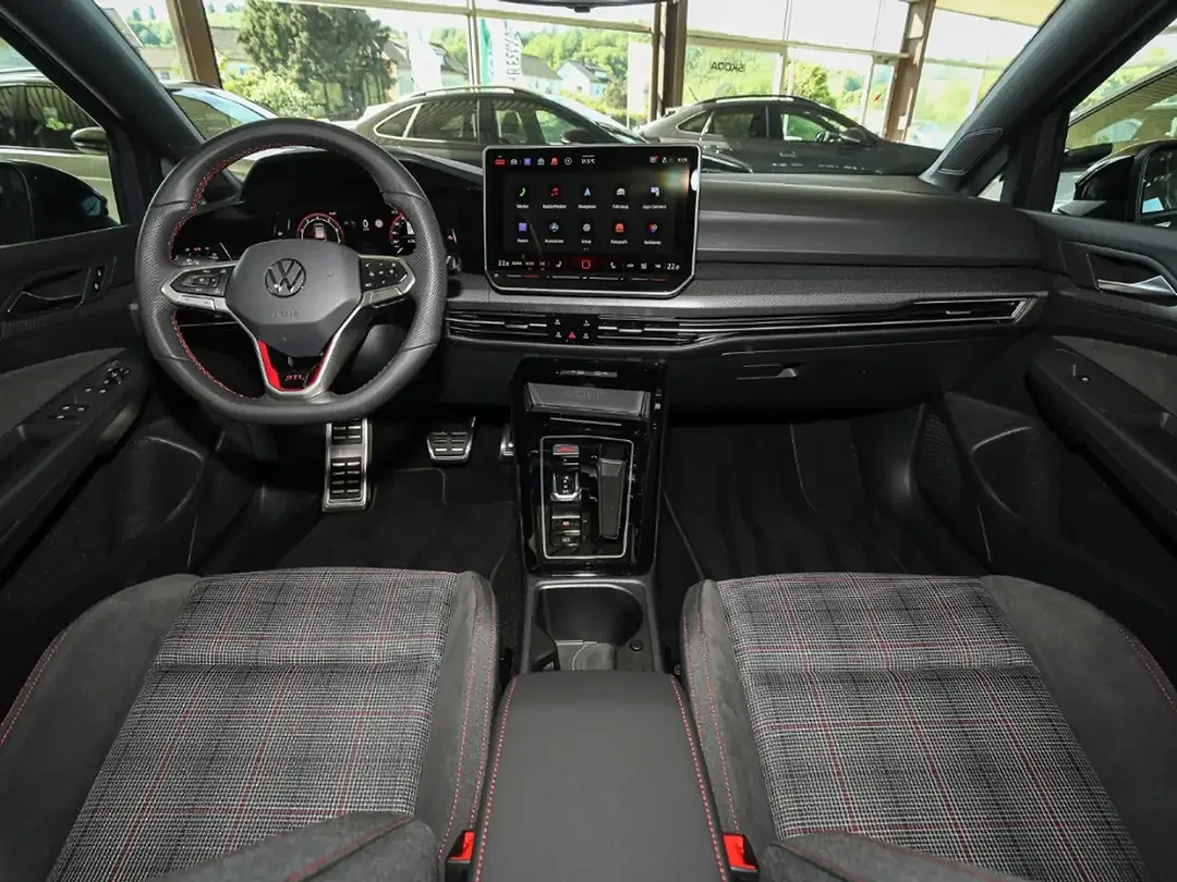 Volkswagen Golf GTI - Thumbnail 7