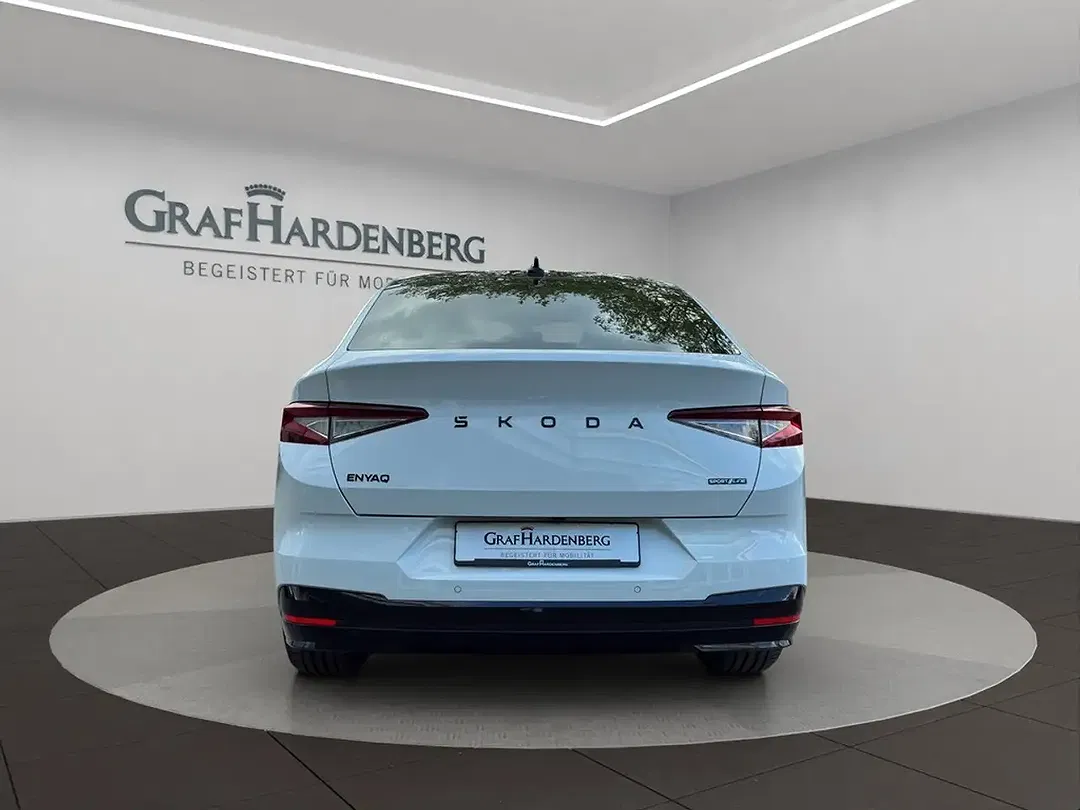 Skoda Enyaq - Thumbnail 5