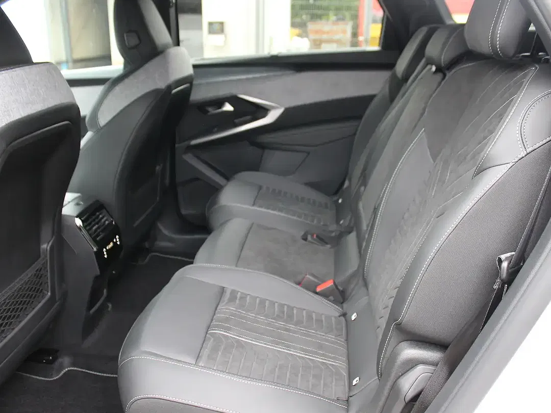 Peugeot 5008 - Thumbnail 12