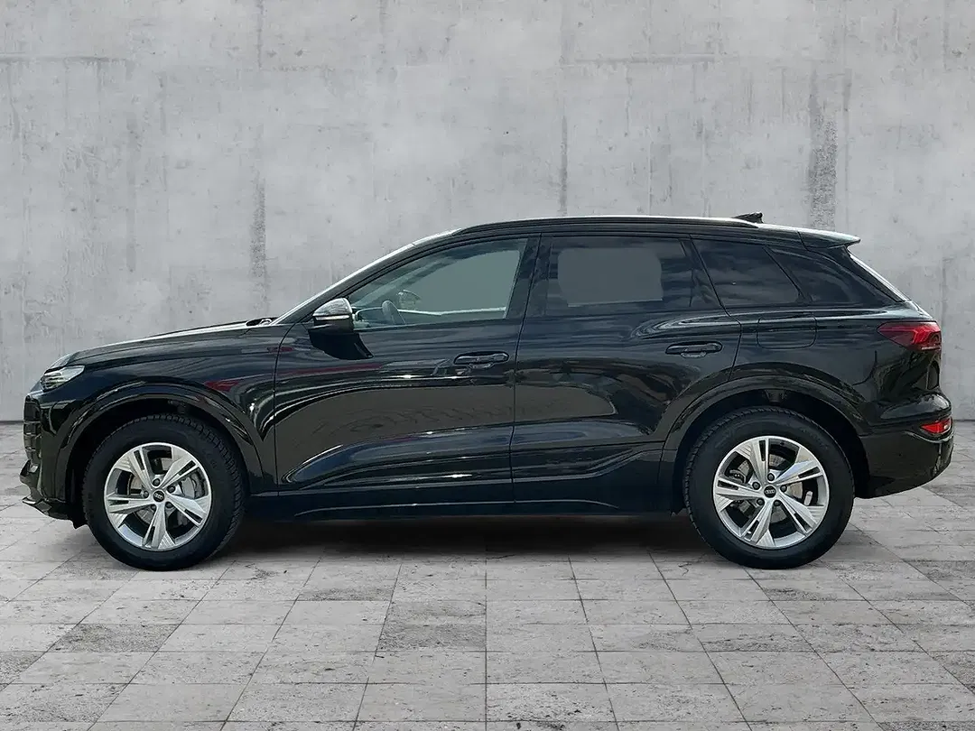 Audi Q6 e-tron - Thumbnail 3