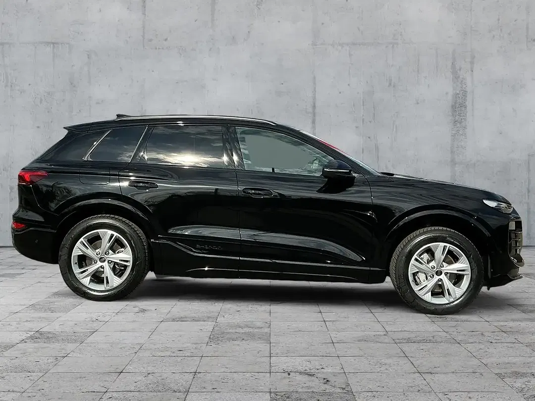 Audi Q6 e-tron - Thumbnail 6