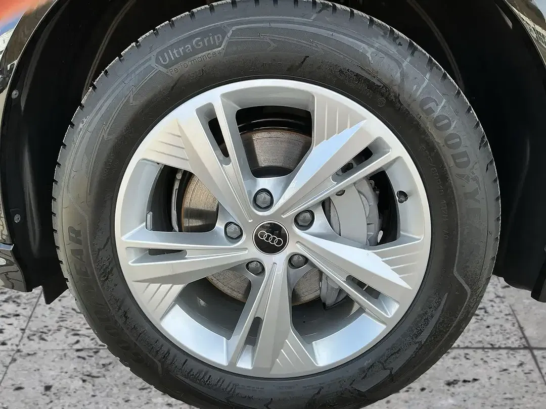 Audi Q6 e-tron - Thumbnail 7
