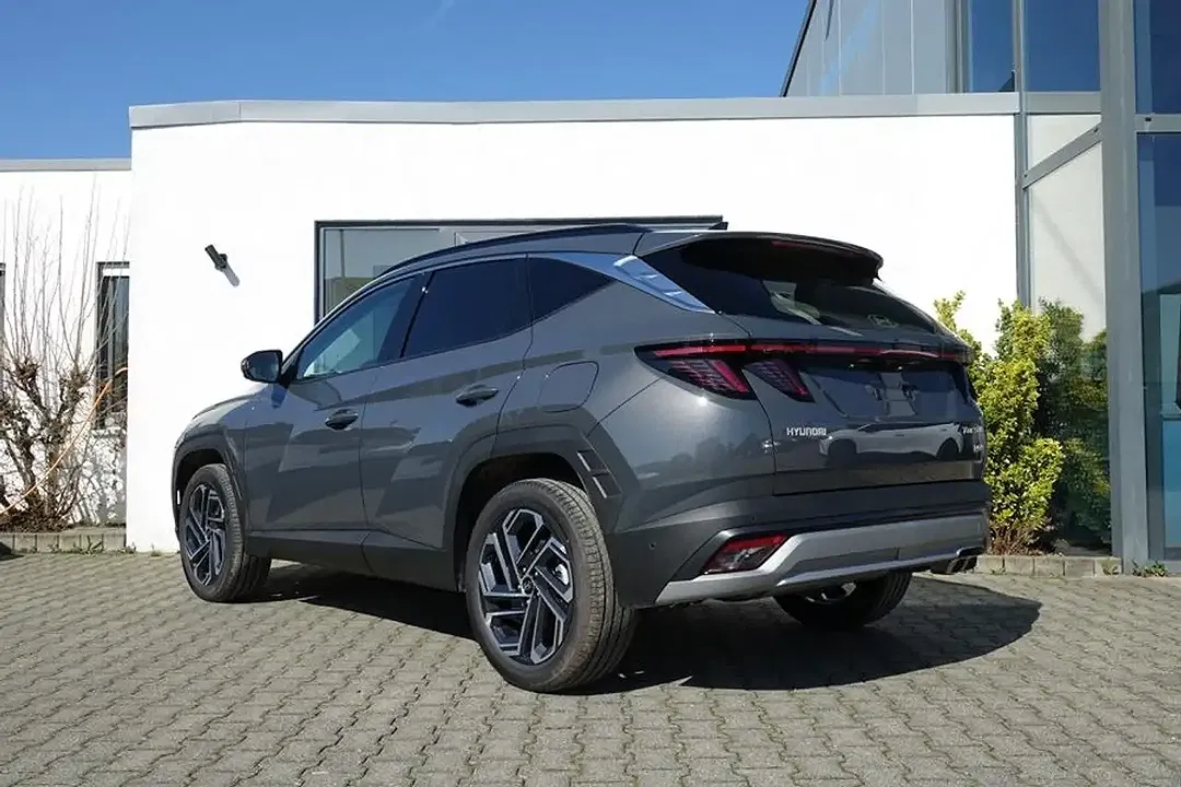 Hyundai TUCSON - Thumbnail 3