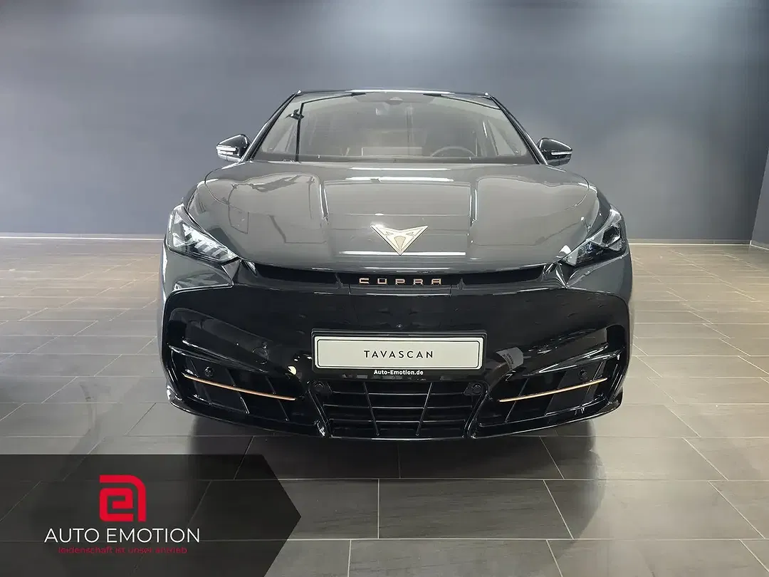 CUPRA Tavascan - Thumbnail 3