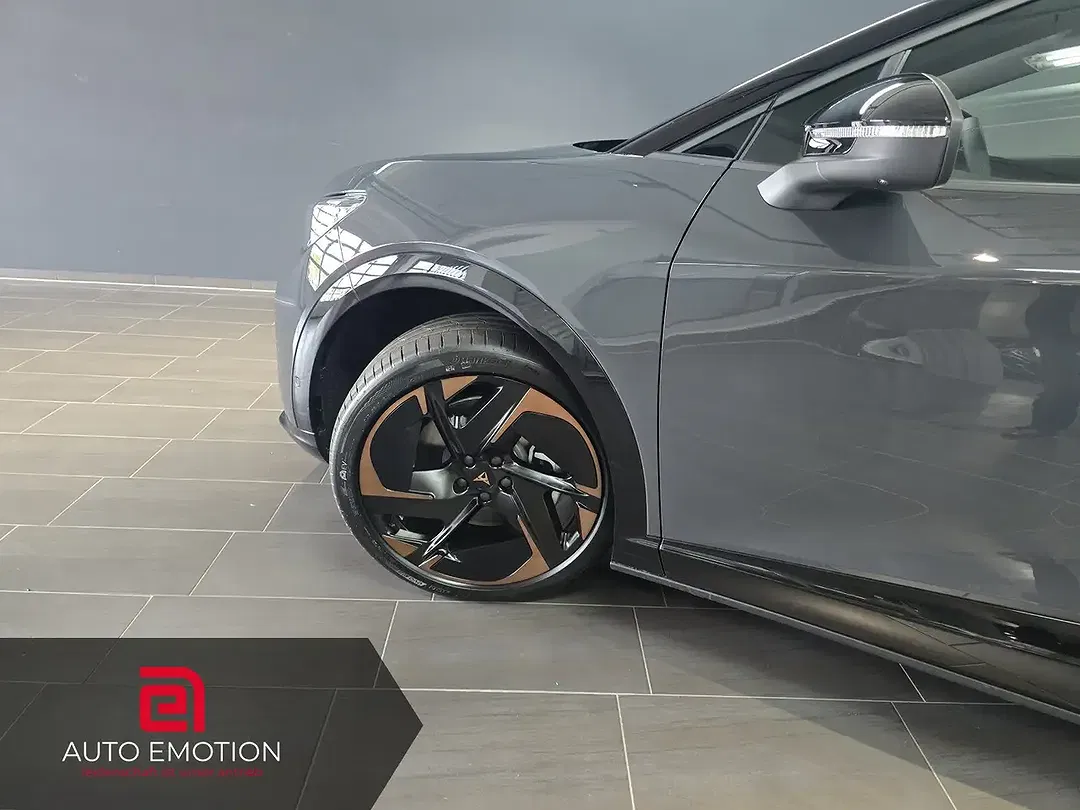 CUPRA Tavascan - Thumbnail 6