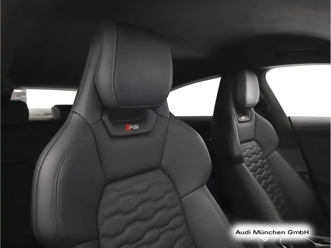 Audi RS e-tron GT - Thumbnail 11