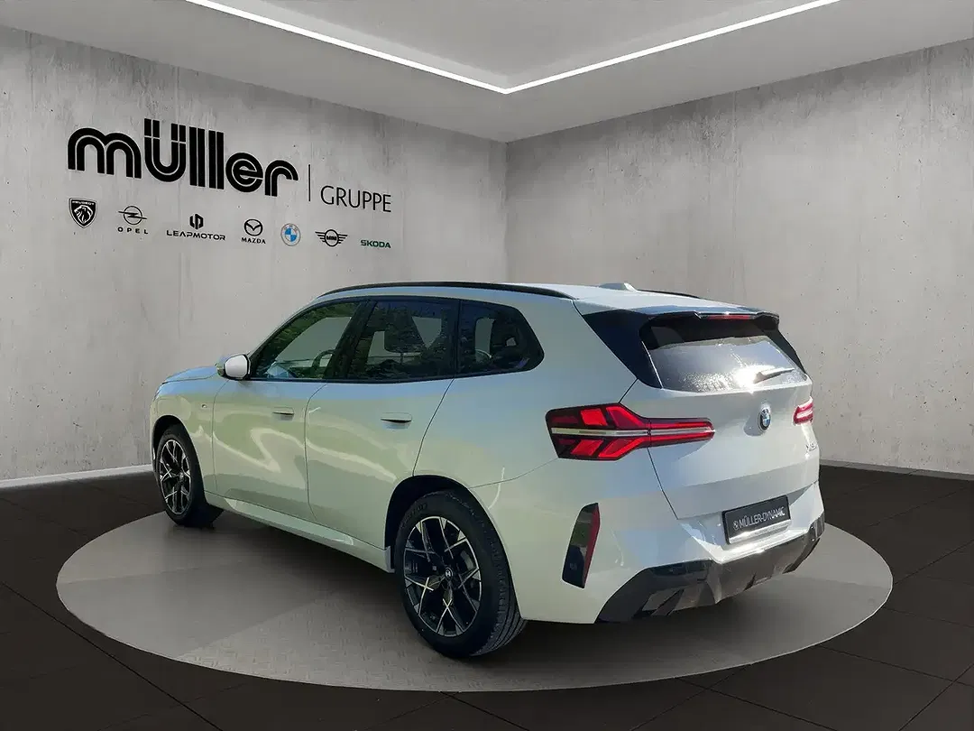 BMW X3 - Thumbnail 4