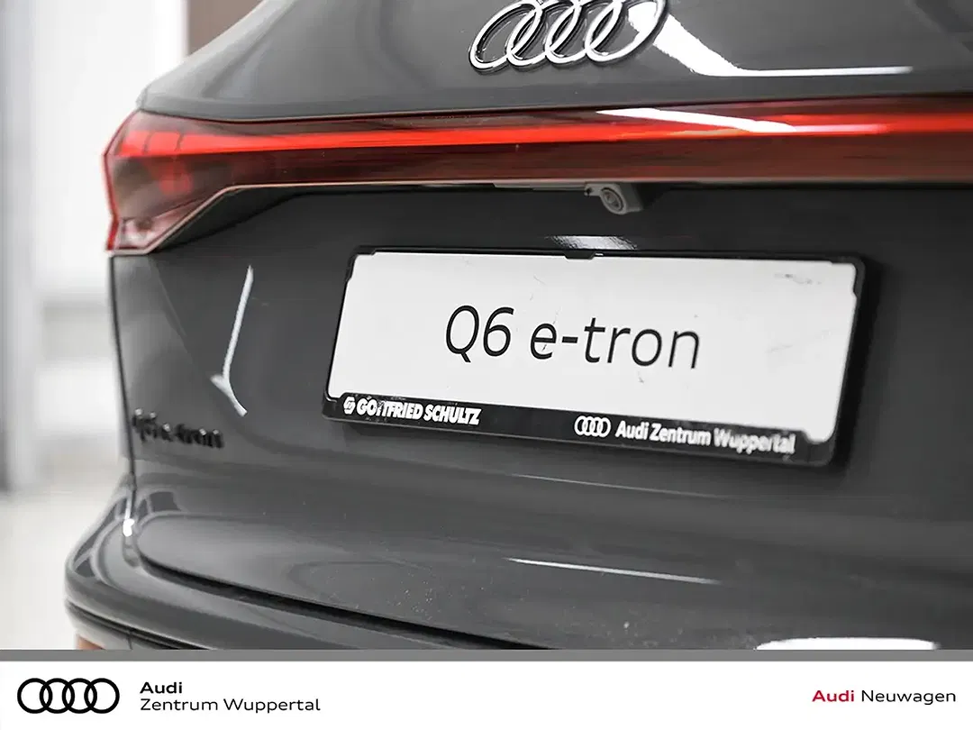 Audi Q6 e-tron - Thumbnail 8