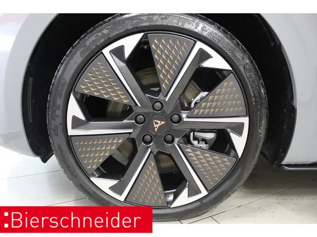 CUPRA Born - Thumbnail 14