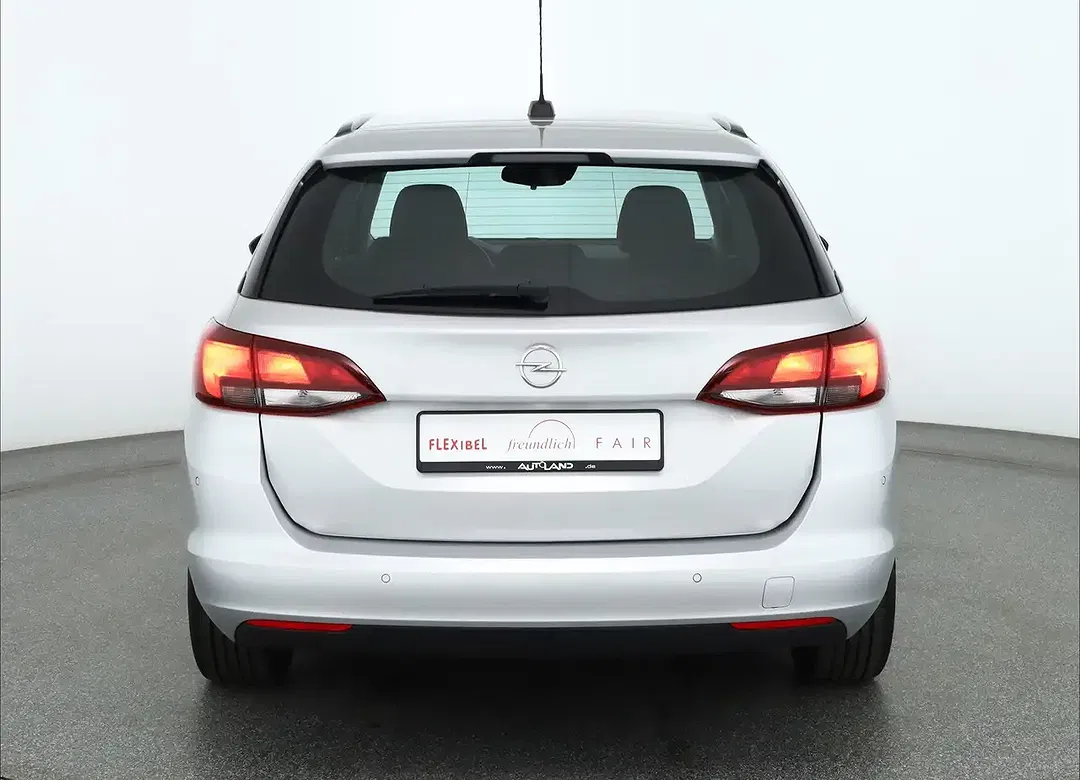 Opel Astra - Thumbnail 4