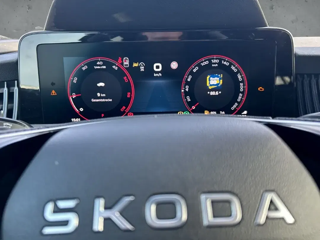 Skoda Superb - Thumbnail 15