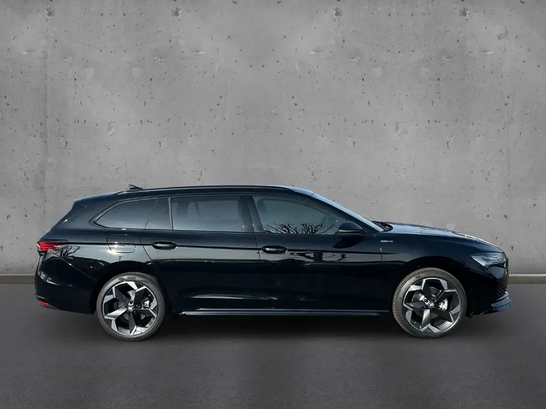 Skoda Superb - Thumbnail 5