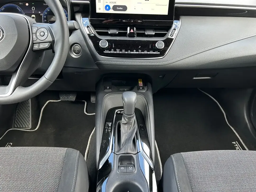 Toyota Corolla - Thumbnail 11