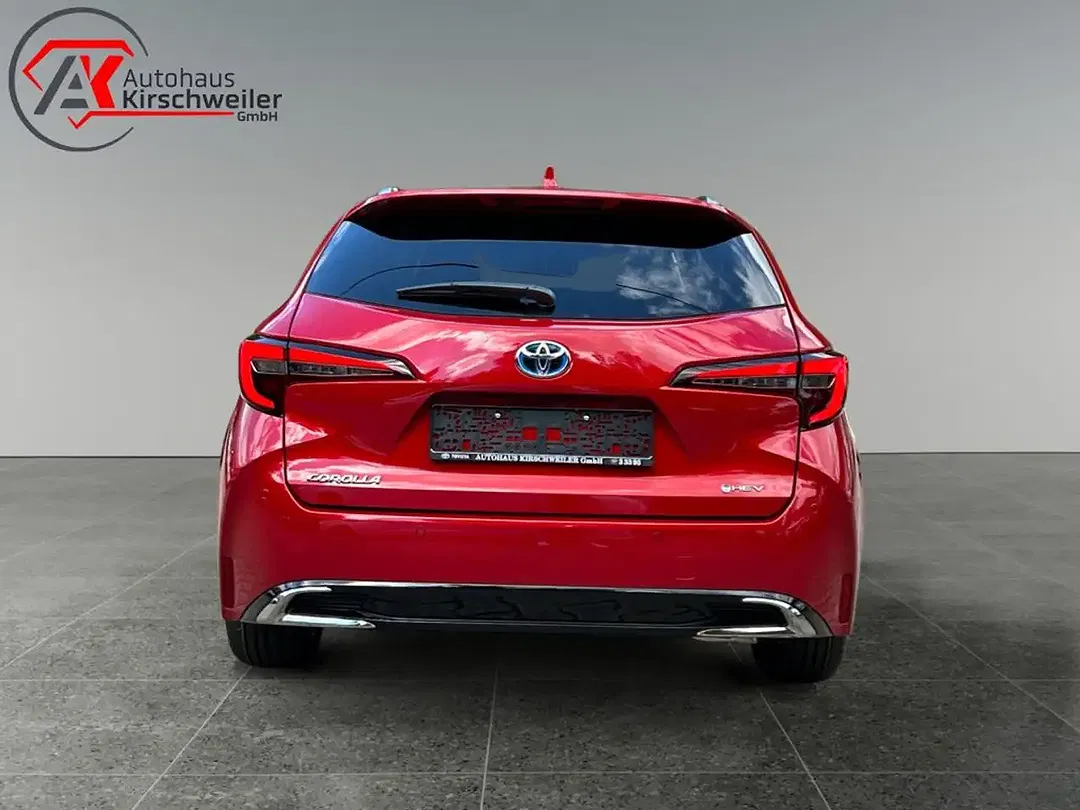 Toyota Corolla - Thumbnail 4