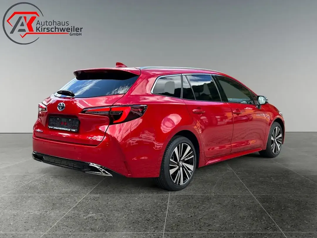 Toyota Corolla - Thumbnail 5