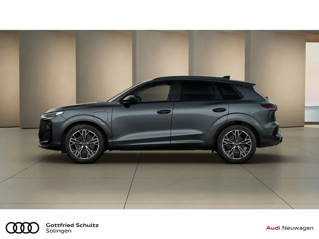 Audi Q3 - Thumbnail 3