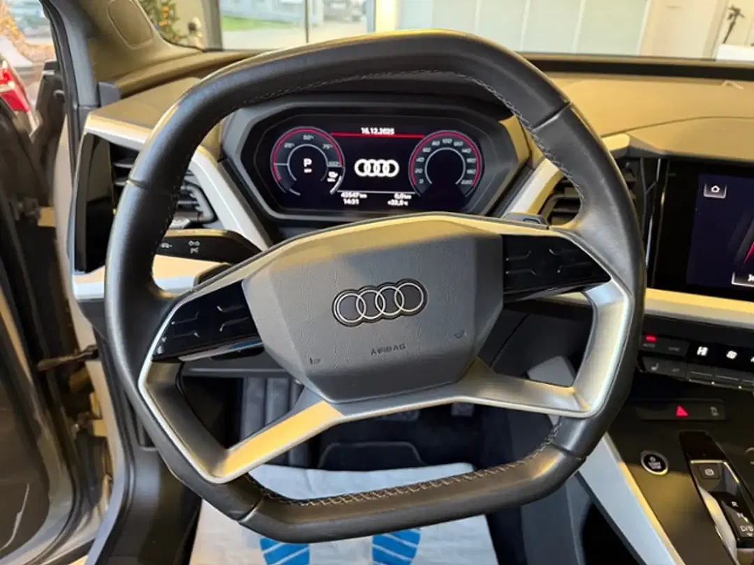 Audi Q4 e-tron - Thumbnail 6