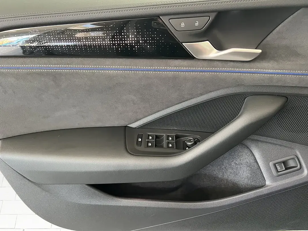 Volkswagen Passat Variant - Thumbnail 10