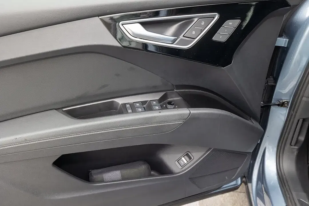Audi Q4 e-tron - Thumbnail 13