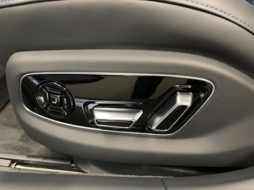 Audi S8 - Thumbnail 12