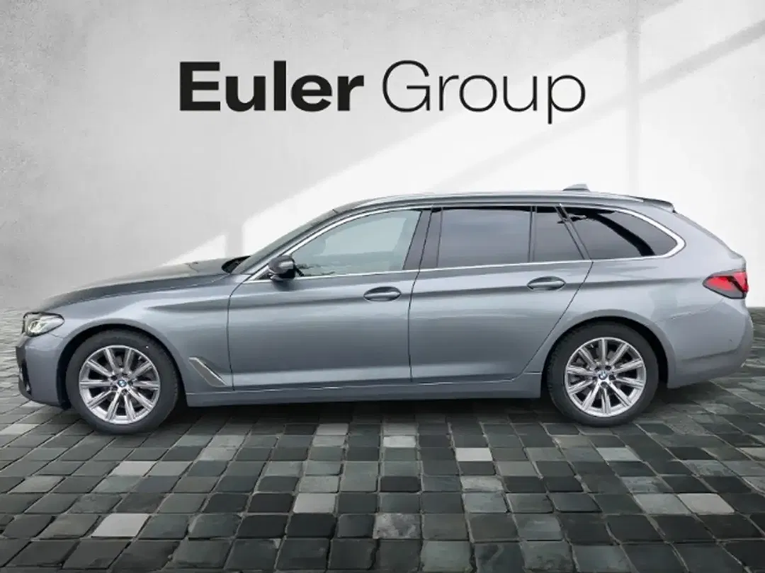 BMW 520 - Thumbnail 2