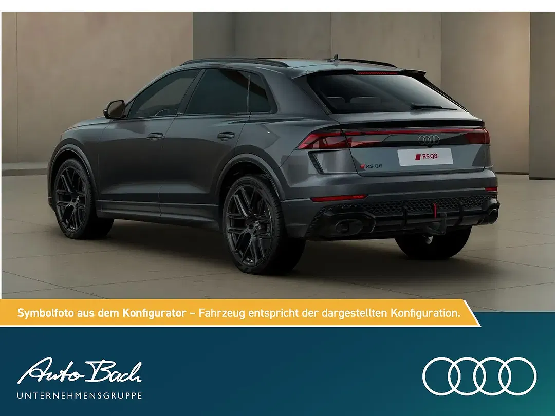 Audi RS Q8 - Thumbnail 4