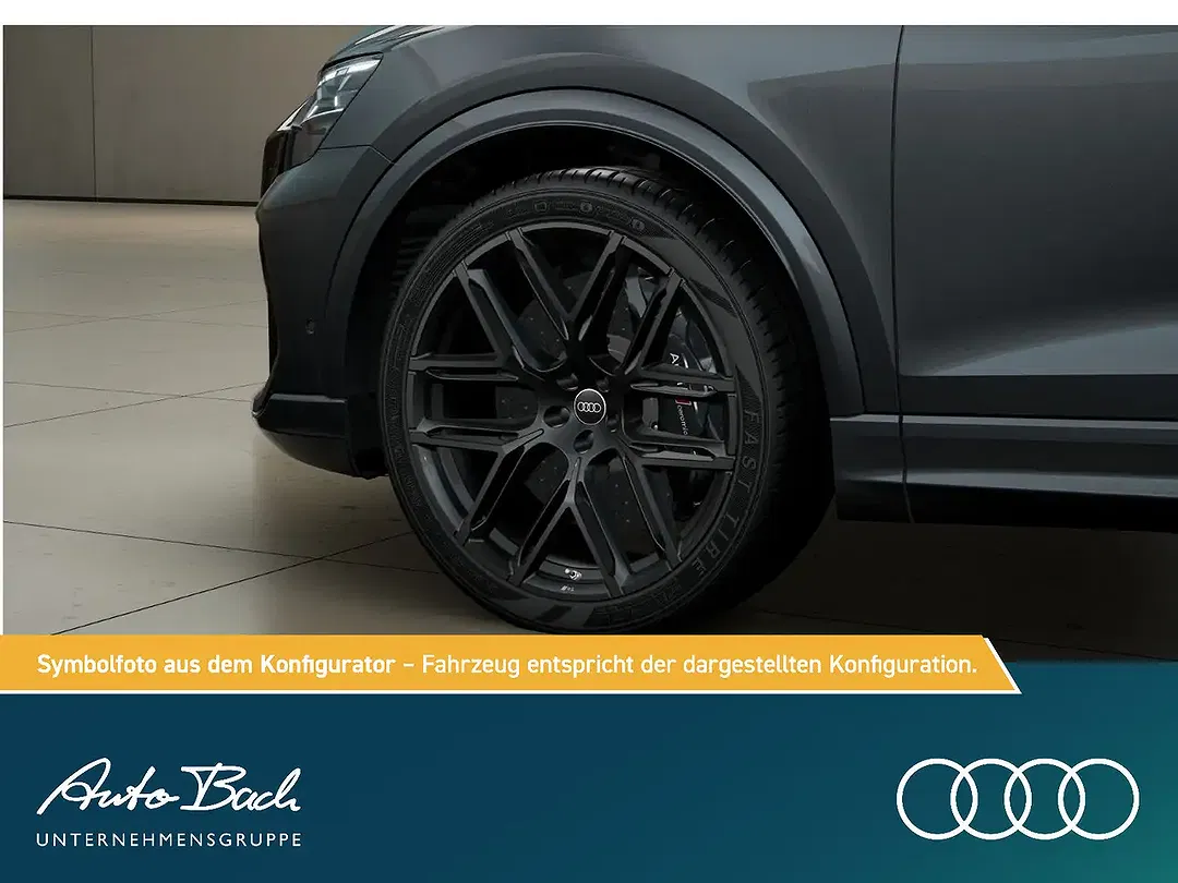 Audi RS Q8 - Thumbnail 6