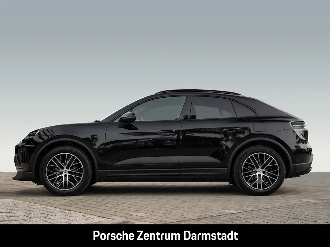 Porsche Macan - Thumbnail 2