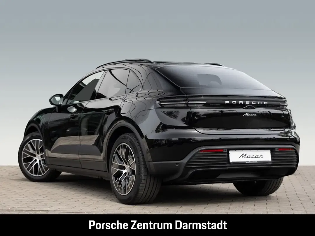 Porsche Macan - Thumbnail 3
