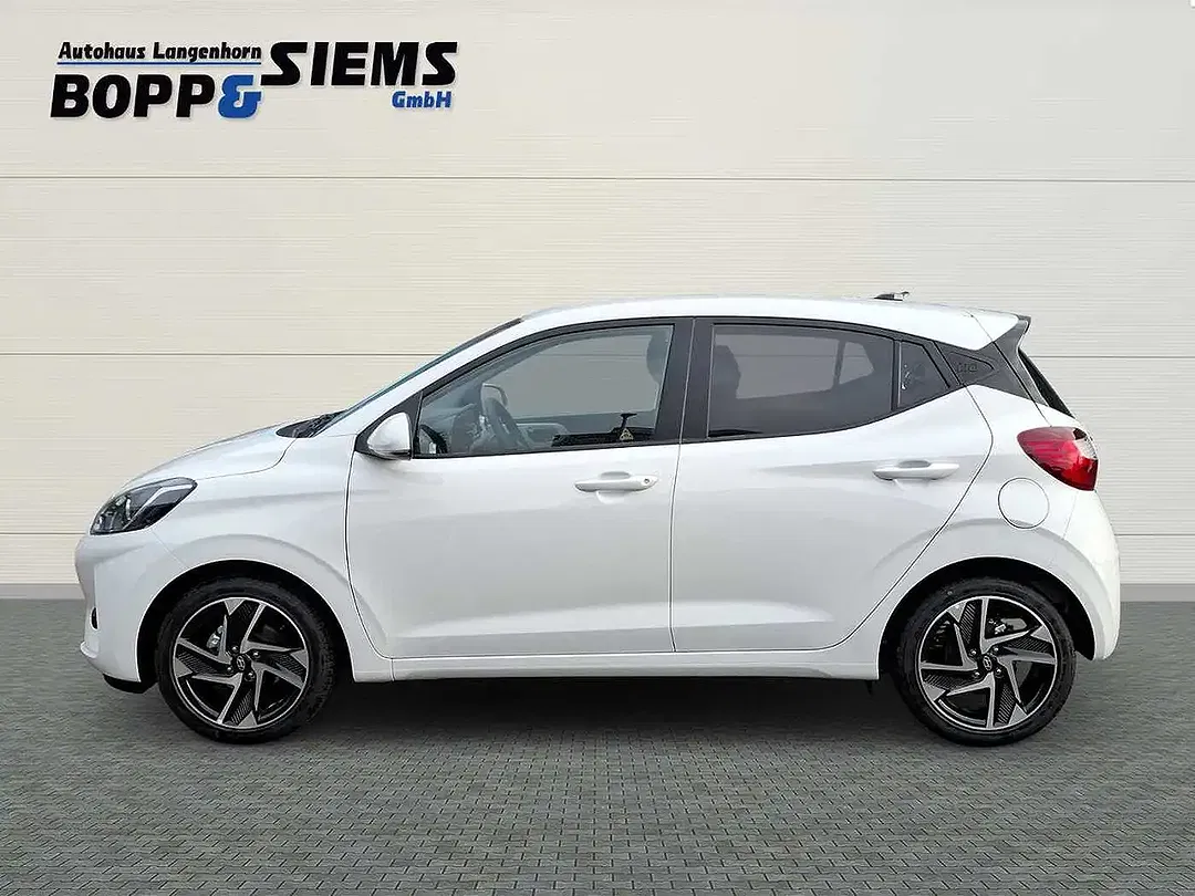 Hyundai i10 - Thumbnail 2