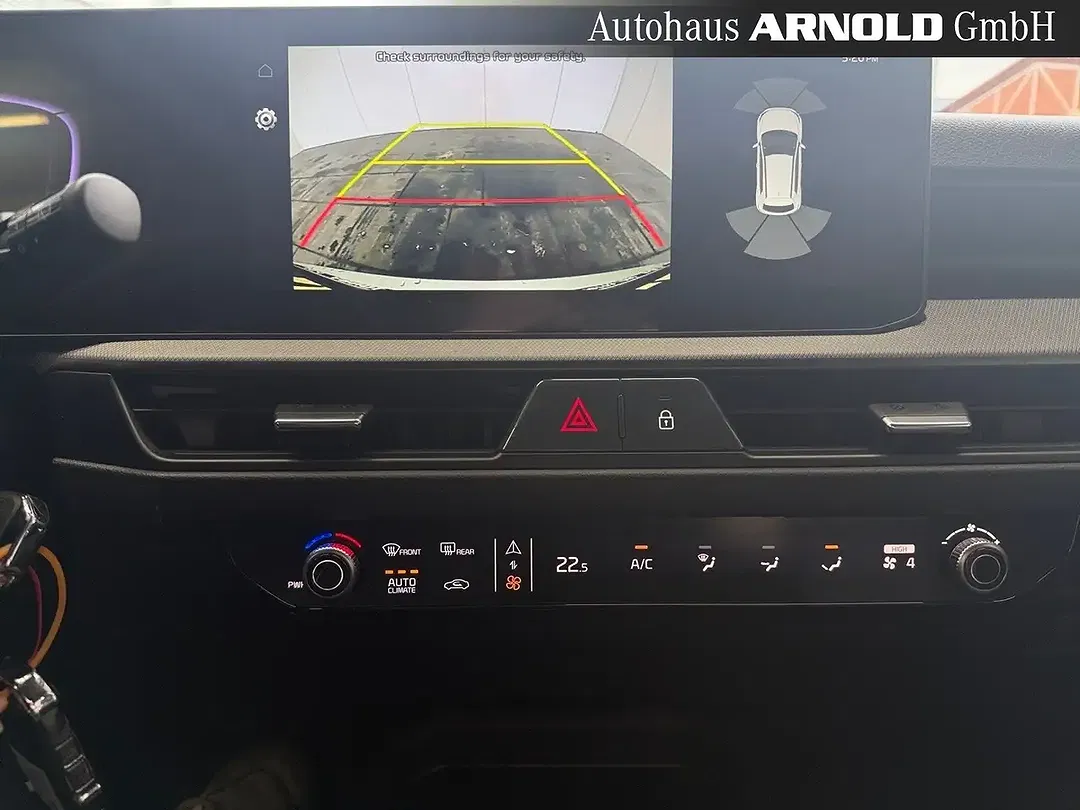 Kia Stonic - Thumbnail 11