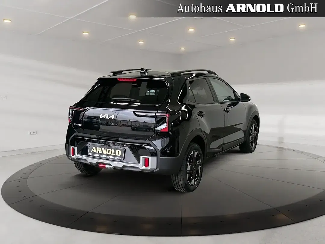 Kia Stonic - Thumbnail 4