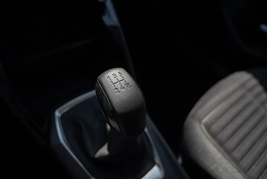 Peugeot 208 - Thumbnail 10
