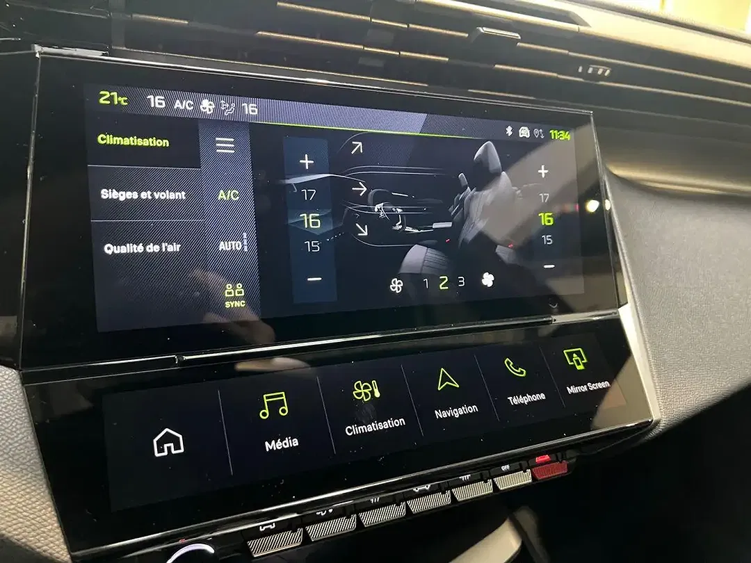 Peugeot 408 - Thumbnail 15