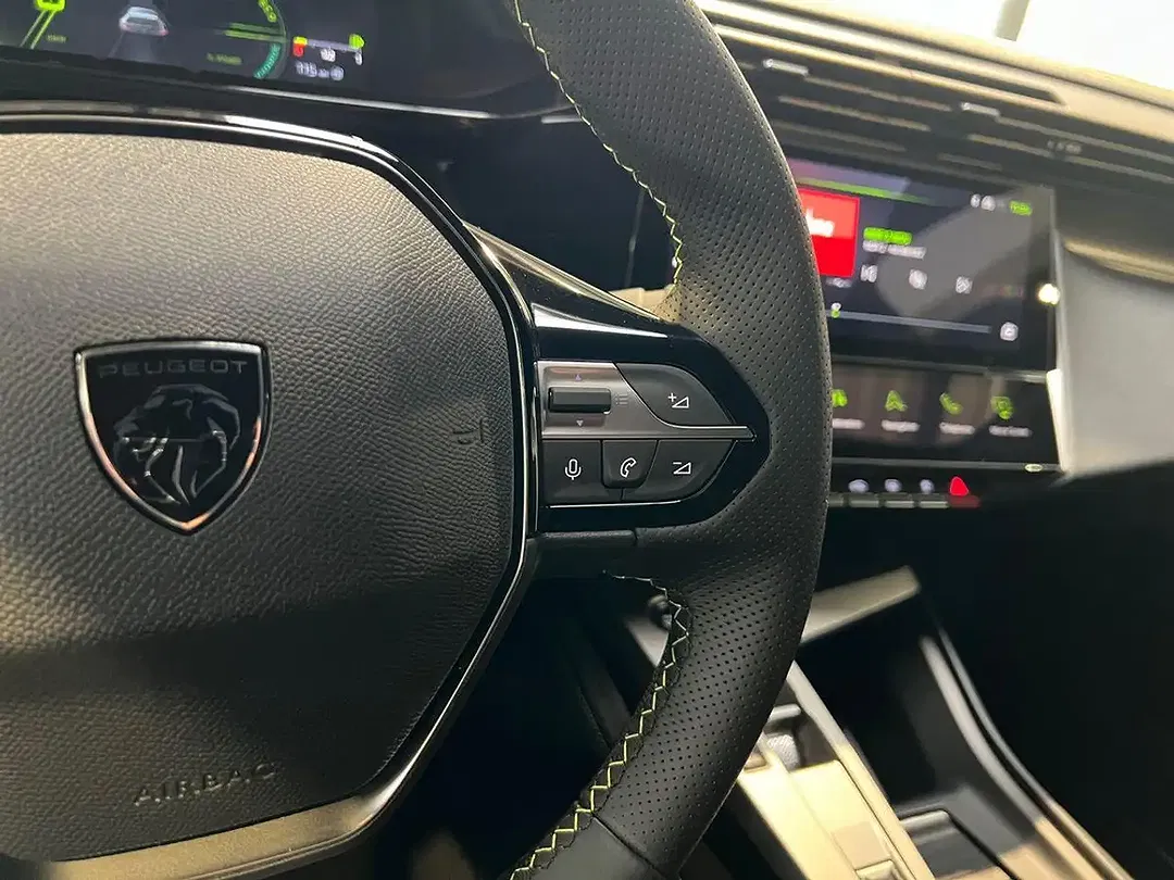 Peugeot 408 - Thumbnail 20
