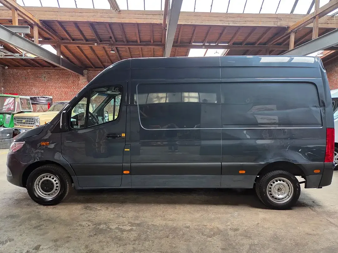 Mercedes-Benz Sprinter - Thumbnail 8