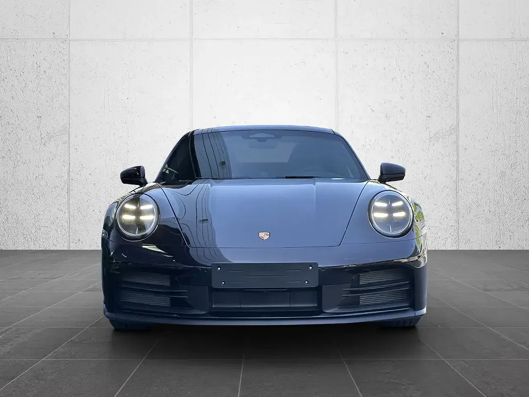 Porsche 992 - Thumbnail 4