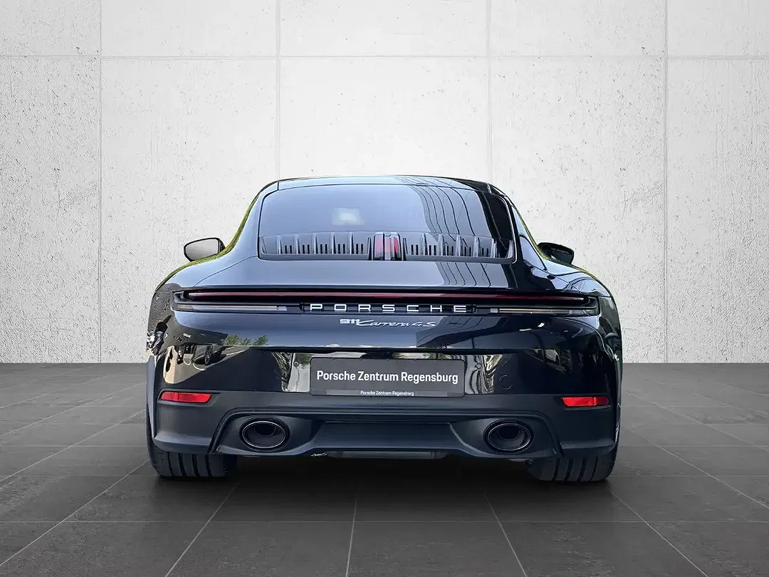 Porsche 992 - Thumbnail 5