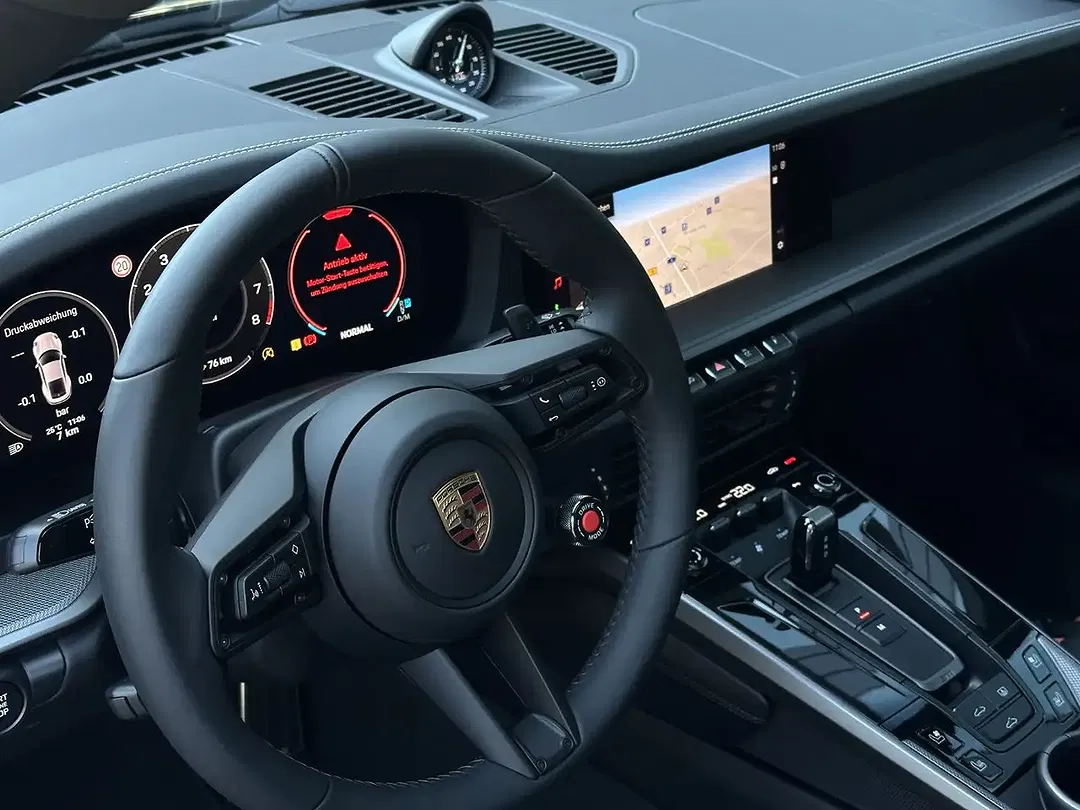 Porsche 992 - Thumbnail 7