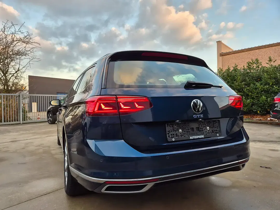 Volkswagen Passat Variant - Thumbnail 6
