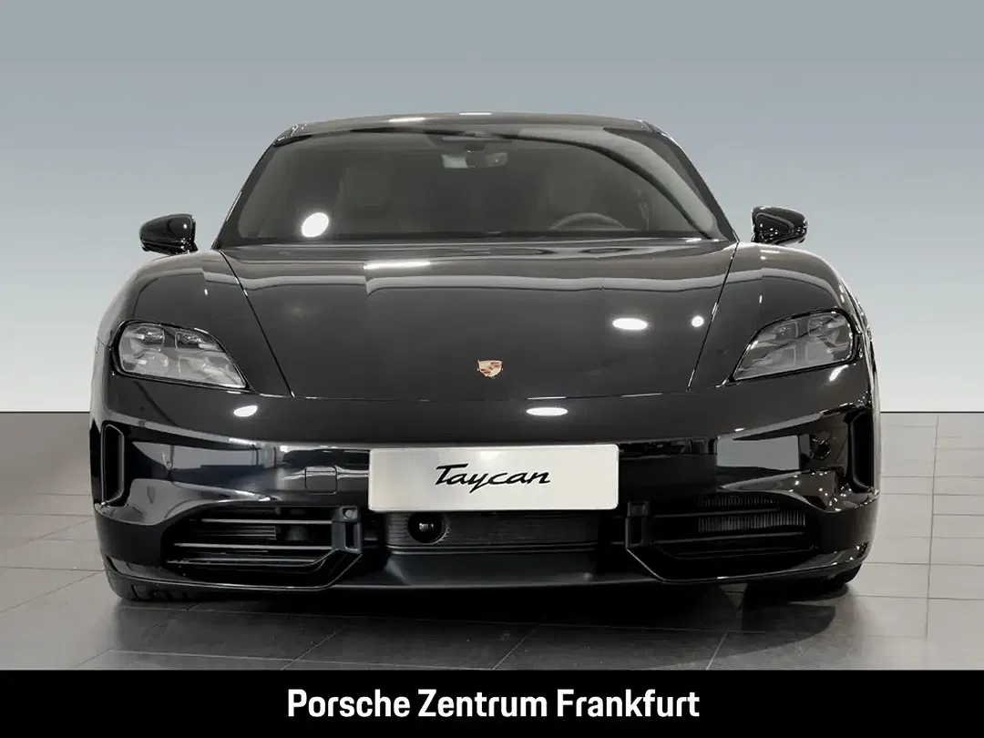 Porsche Taycan - Thumbnail 4