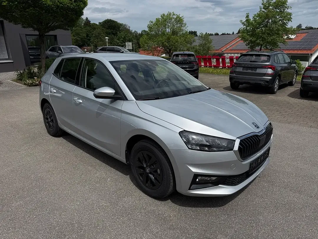Skoda Fabia - Thumbnail 8