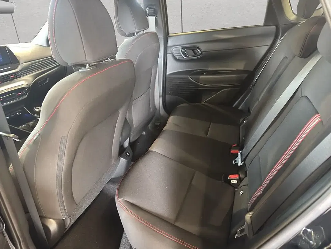 Hyundai i20 - Thumbnail 15