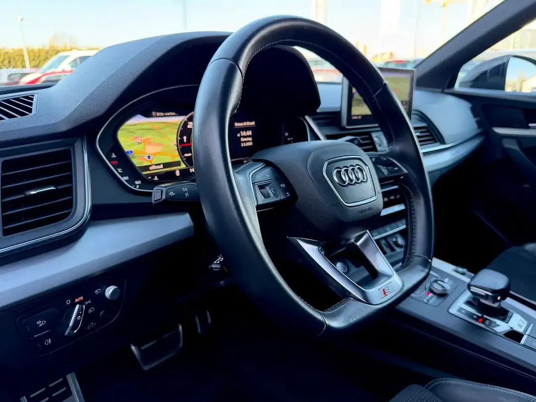 Audi SQ5 - Thumbnail 10