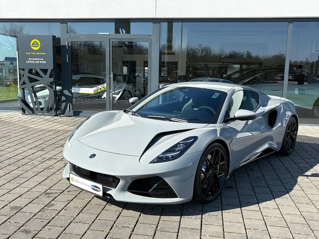 Lotus Emira - Afbeelding 1