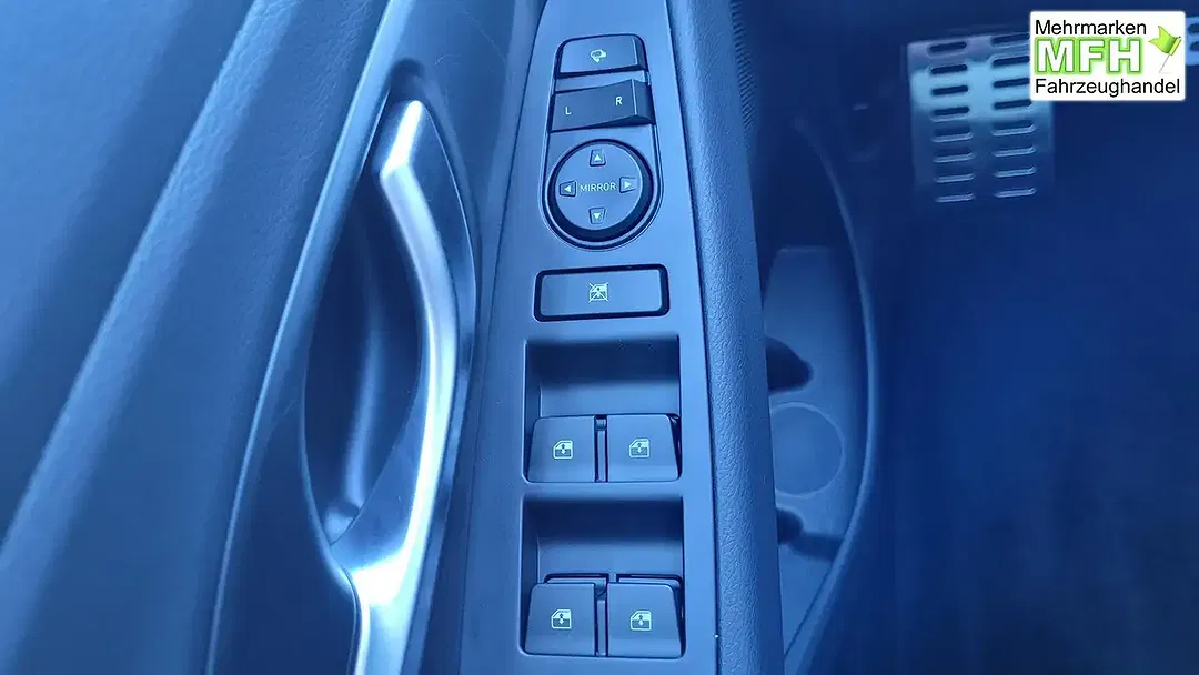 Hyundai i30 - Thumbnail 13