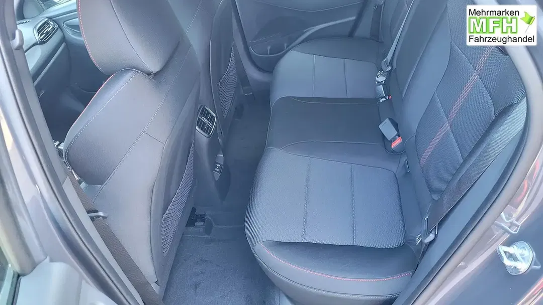 Hyundai i30 - Thumbnail 7