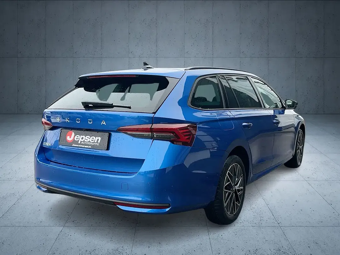 Skoda Octavia - Thumbnail 5