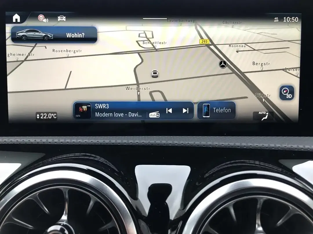 Mercedes-Benz CLA 180 - Thumbnail 11